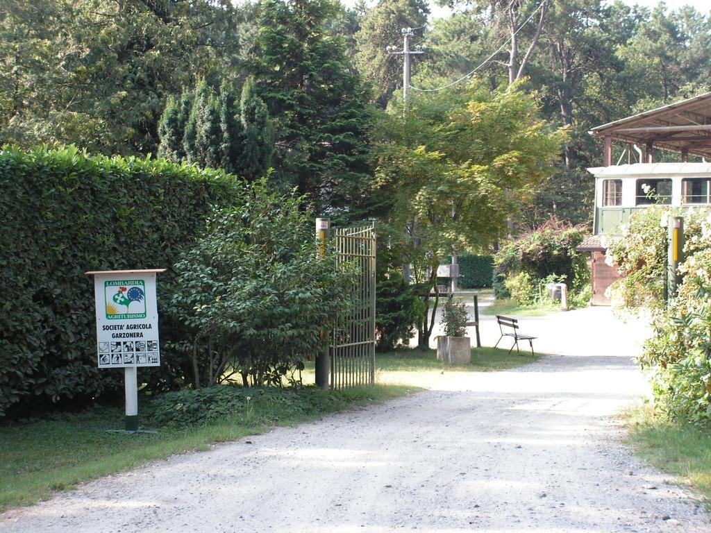 Agriturismo La Garzonera Vergiate Exterior photo